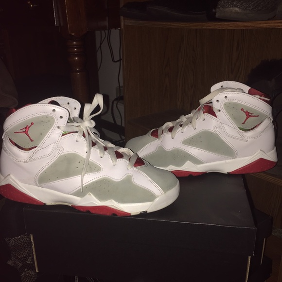 Air Jordan 7 hare