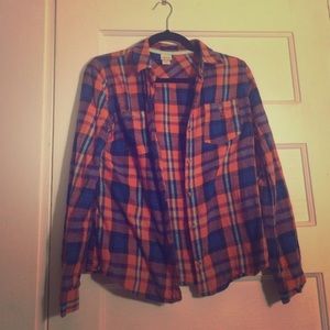 Plaid shirt!💖offers accepted💖