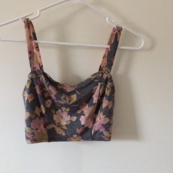 Crop top