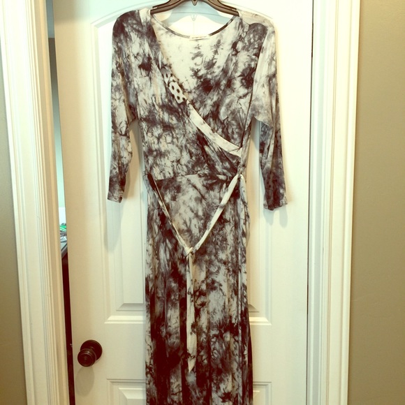 Black and white tie dye maxi dress
