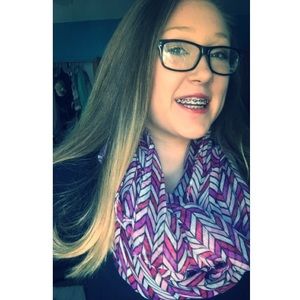 Meet your Posher, Emma