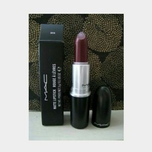 MAC matte Diva lipstick