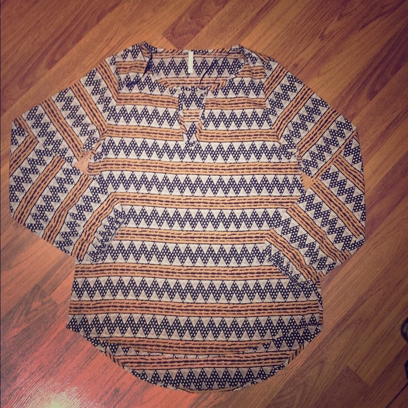 Sage Tunic size medium