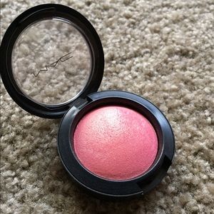 MAC Mineralized Blush in 'Petal Power'