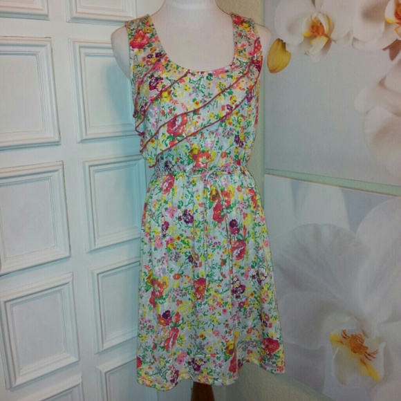 ~ EUC~ Floral Sleeveless Dress