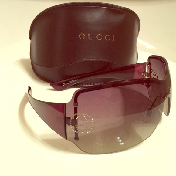 GUCCI sunglasses