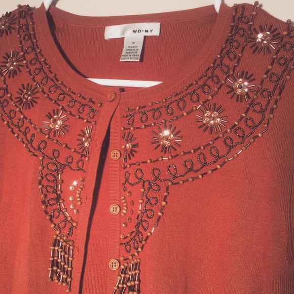 Orange embellished sweater size medium - Picture 2 of 3