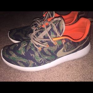Camo Nike Roshe Runs