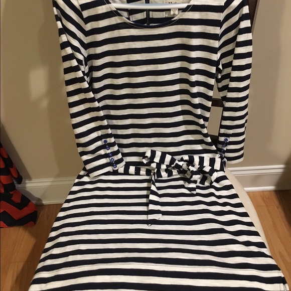 Dresses & Skirts - Hatley Dress