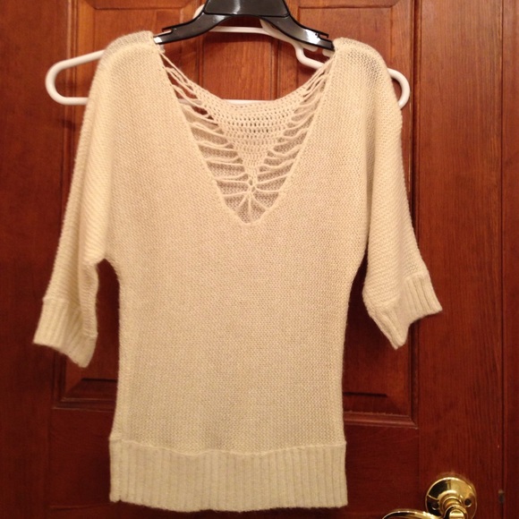 Sweater - Picture 2 of 4