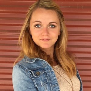 Meet your Posher, Katelyn