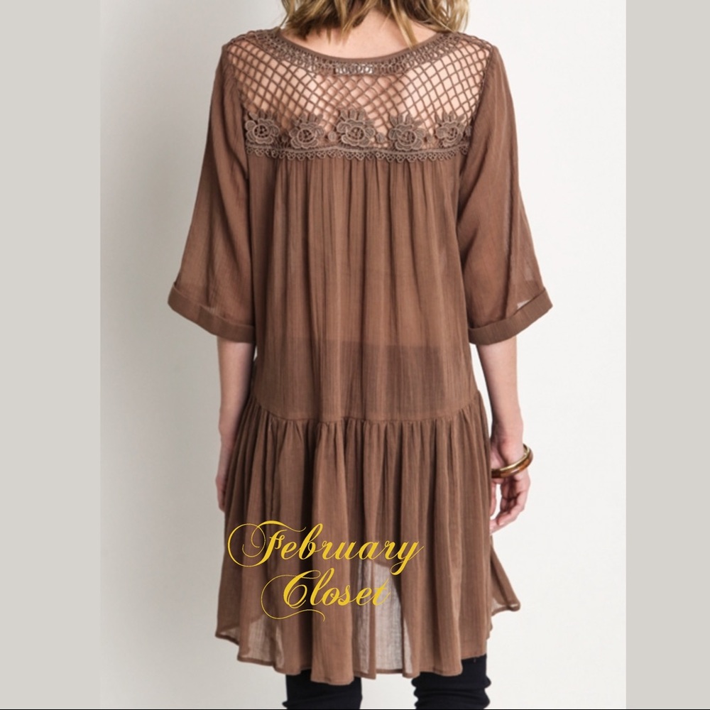 Chic Ruffle Tunic <<Final Mark Down>>