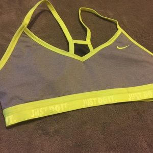 Nike sportbra