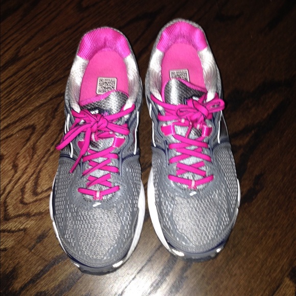 Running Shoes