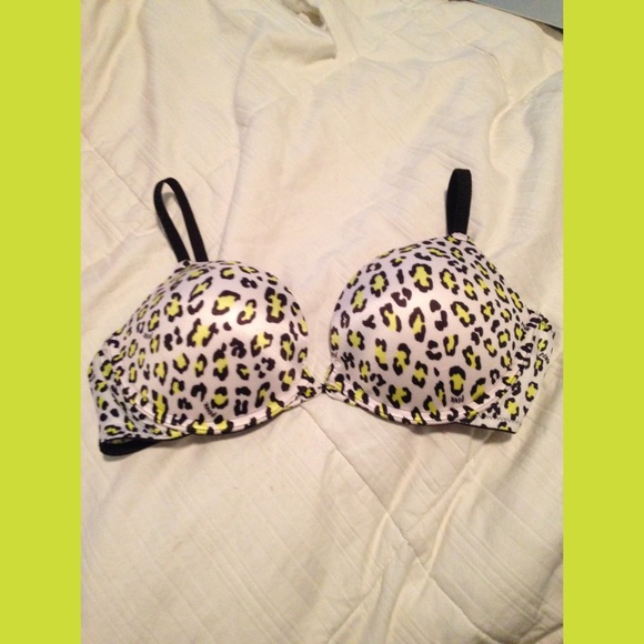 🚫SOLD🚫NWOT Leopard print PINK bra