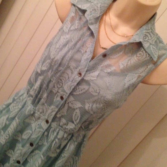 Mimi chica Beautiful dress - Picture 2 of 4