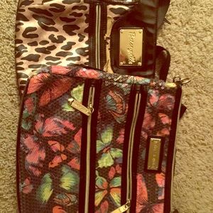 2 betsey Johnson cross body bag