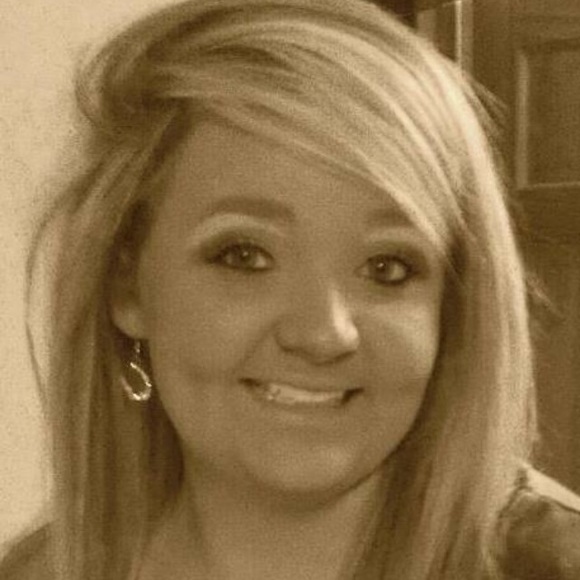 Meet your Posher, Whitney