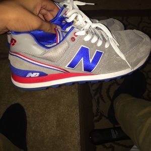 New Balance men size 9