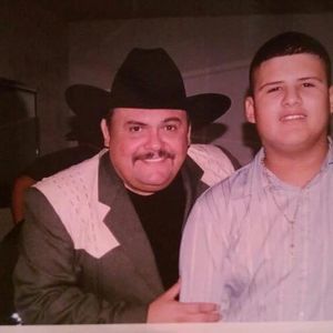 Meet your Posher, Tomas