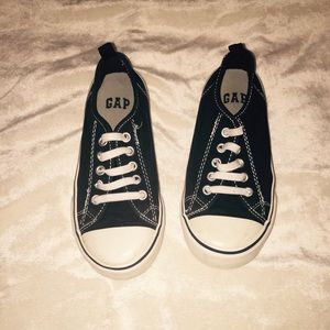 Boys Gap Black & White No Lace Sneaker