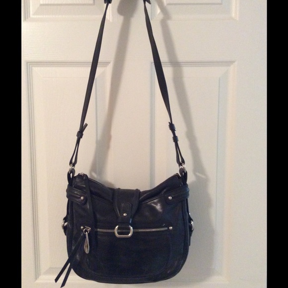 Francesco Biasia Handbags - 🛍 Francesco Biasia Black Leather