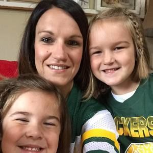 Meet your Posher, Monica