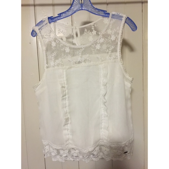 Abercrombie lace and satin like ruffle top. Size L