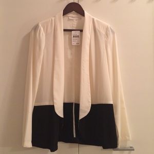 Stylish blazer by Lush