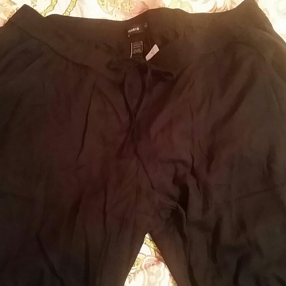Crop pants