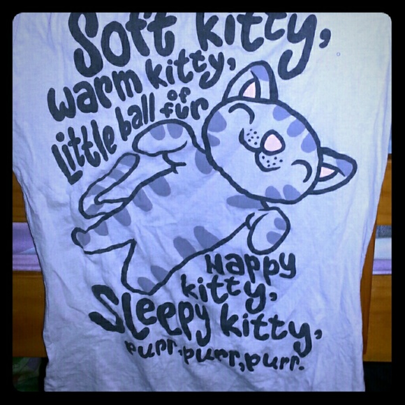😺 "Soft Kitty, Warm Kitty" Big Bang Theory Tee
