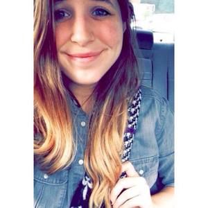 Meet your Posher, Claire