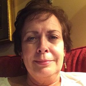 Meet your Posher, Candace