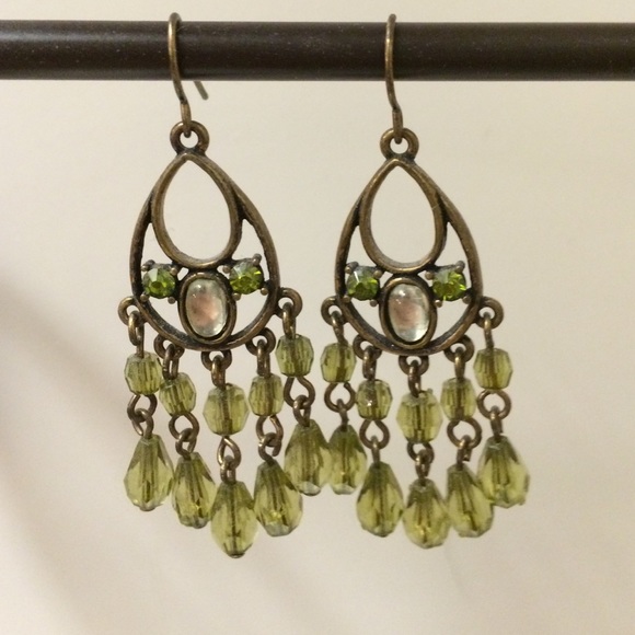 Green Dangle Earrings - Picture 1 of 3