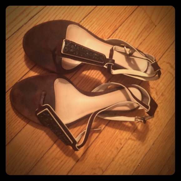 Suede Elie Tahari flat brown sandals