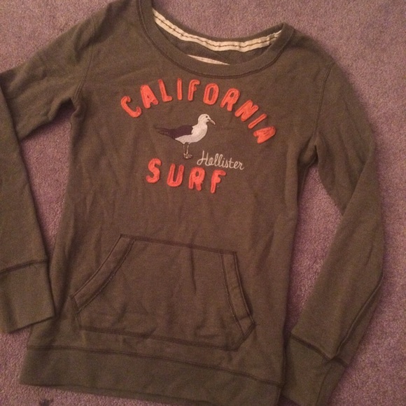 Hollister crew neck