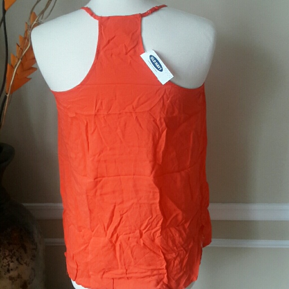 Gorgeous summer halter top - Picture 2 of 3