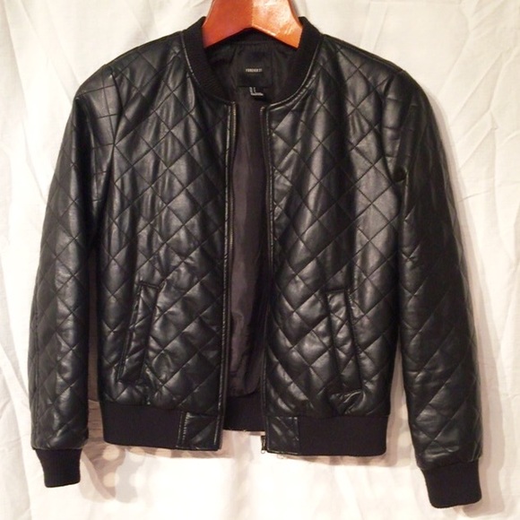 Forever21 Quilted Faux Leather bomber jacket Sz: S