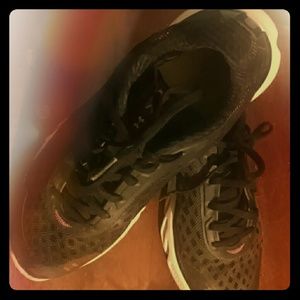 Breast cancer under amour shoes