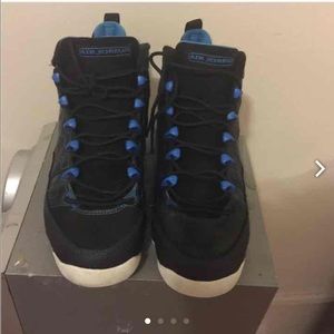 Jordan photo blue 9s