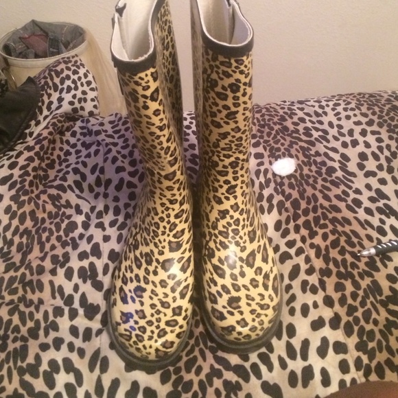Leopard print rain boots