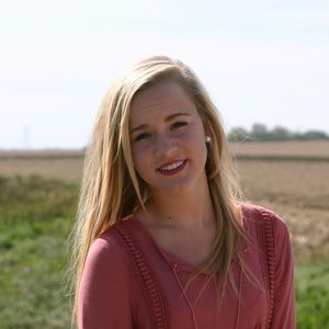 Meet your Posher, Brooke