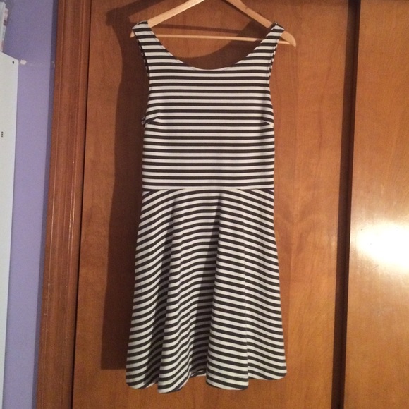 Stripped fit and flare dress
