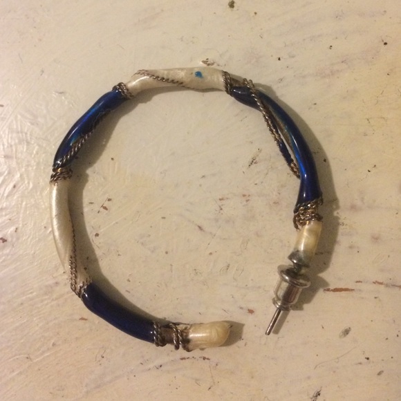 vintage white & blue hoops! - Picture 4 of 5