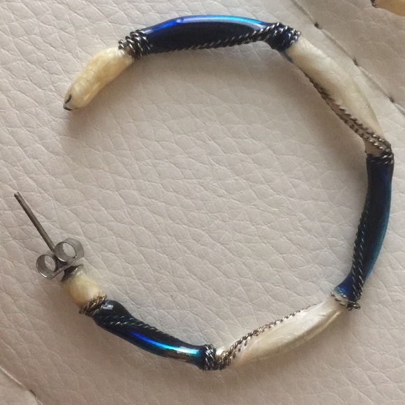 vintage white & blue hoops! - Picture 3 of 5