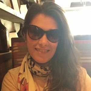 Meet your Posher, Victoria