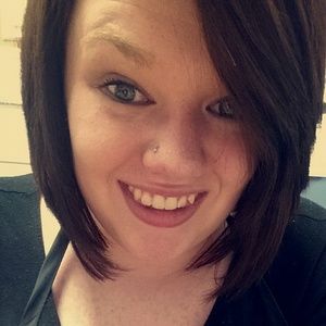 Meet your Posher, Briana
