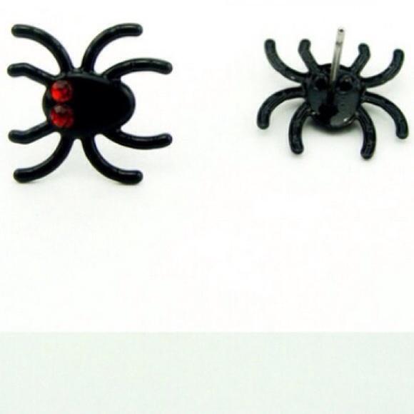 Spider Earrings - Picture 2 of 2