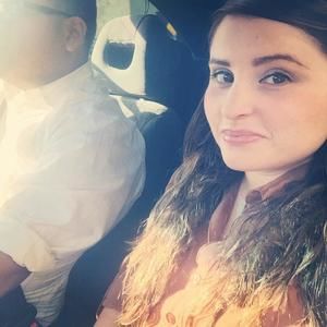 Meet your Posher, Isabel