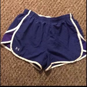 Under Armour shorts!!